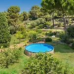 Domaine Des Encourdoules 3*