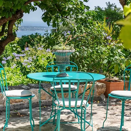 Domaine Des Encourdoules Vallauris