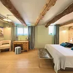 Domaine Des Encourdoules 3*